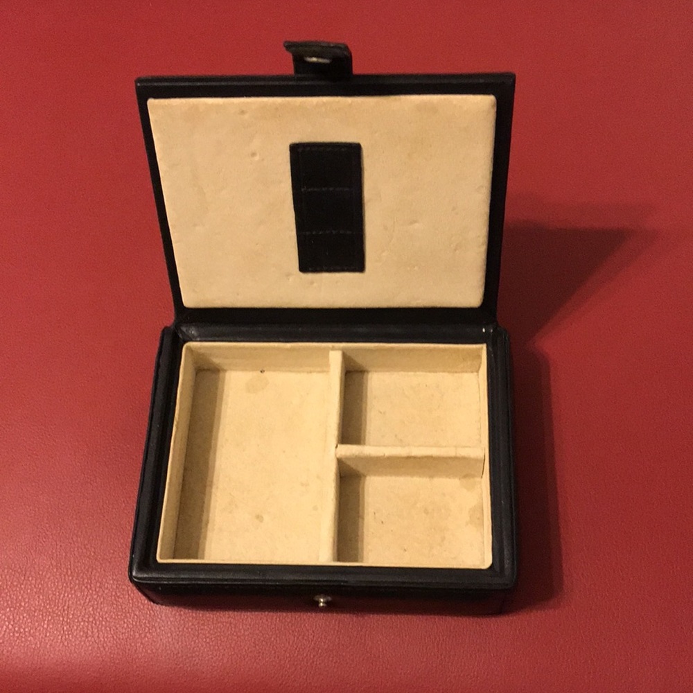 Black Leather Jewelry Case